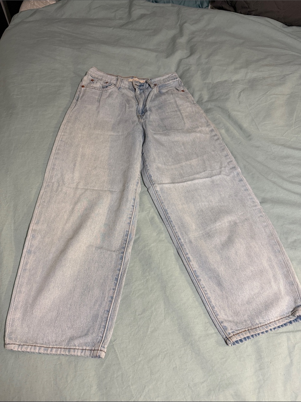 Levi's Premium balloon leg Jeans with big E Red Tab size 27x 26 - Picture 2 of 5